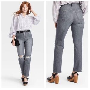 NEW Universal Thread Grey Vintage Straight Leg Jean Ripped Knee